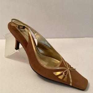 ARTHUR MULLER Tan Suede Leather Sling Back Pump Shoes w/Goldtone Details